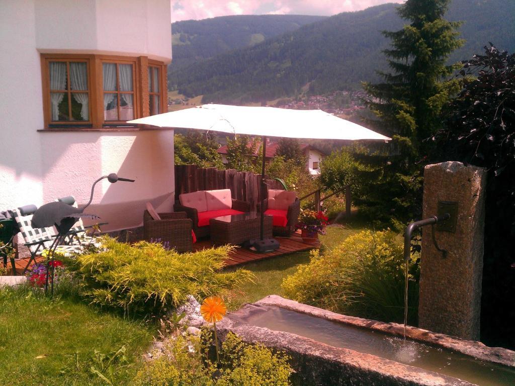 Schlosserhof Telfes im Stubai Esterno foto