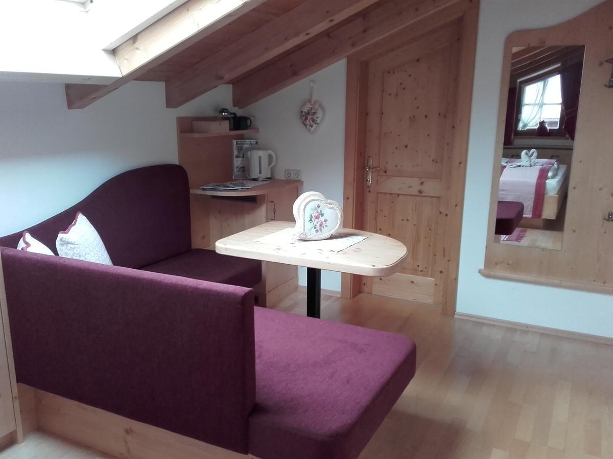 Schlosserhof Telfes im Stubai Esterno foto